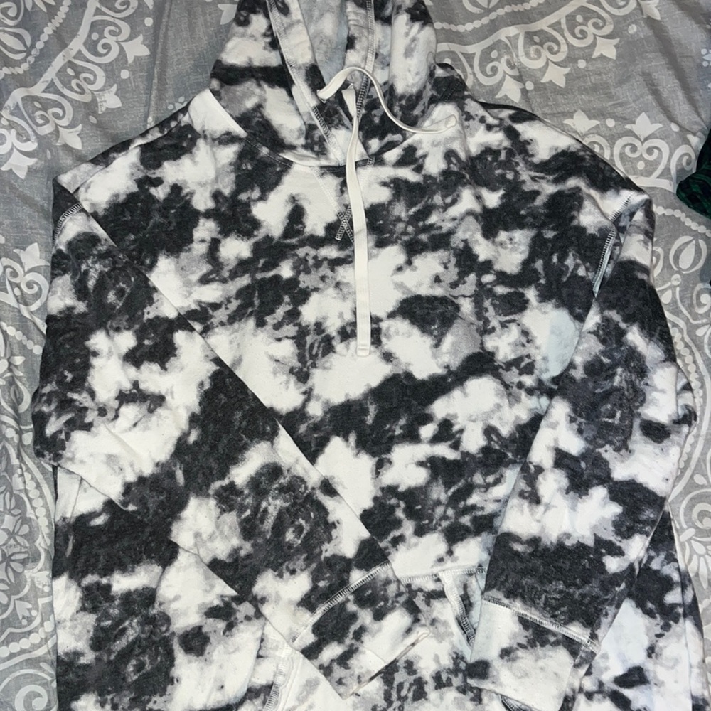 Hollister tie dye hoodie